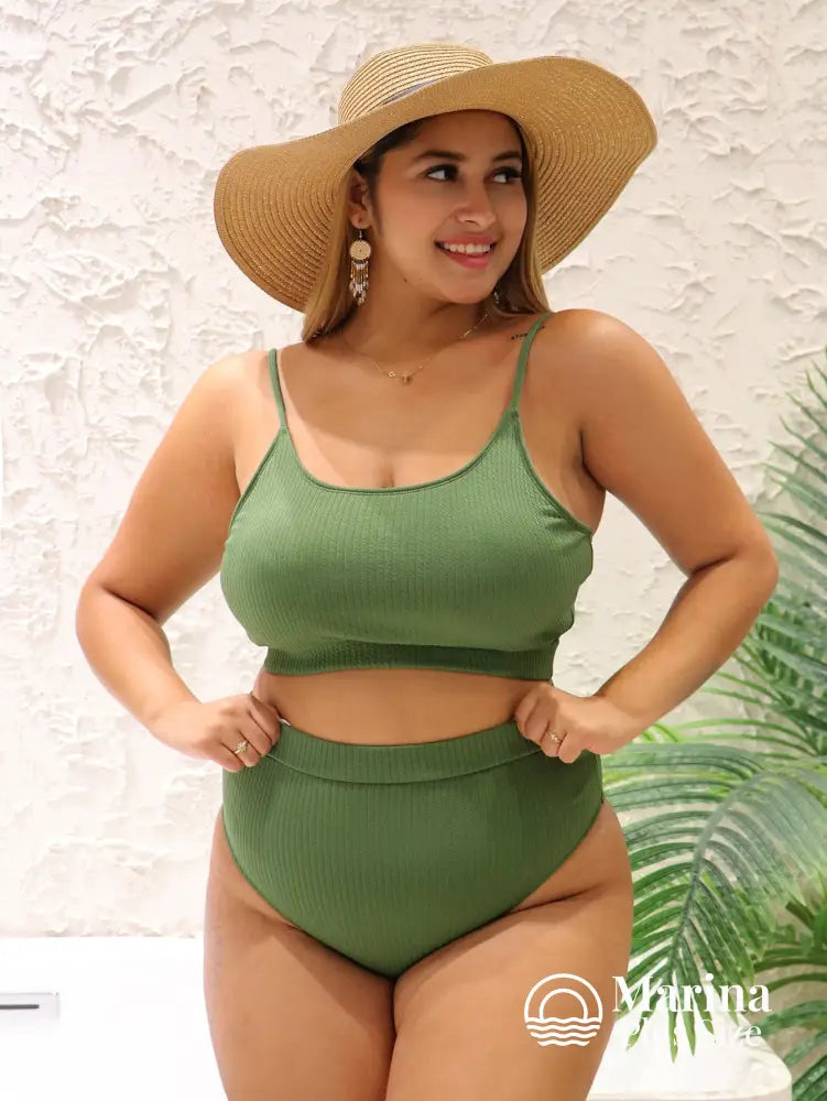 Biquíni Básico Cintura Alta Alças Finas Plus Size Biquíni Básico Cintura Alta Alças Finas Plus Size