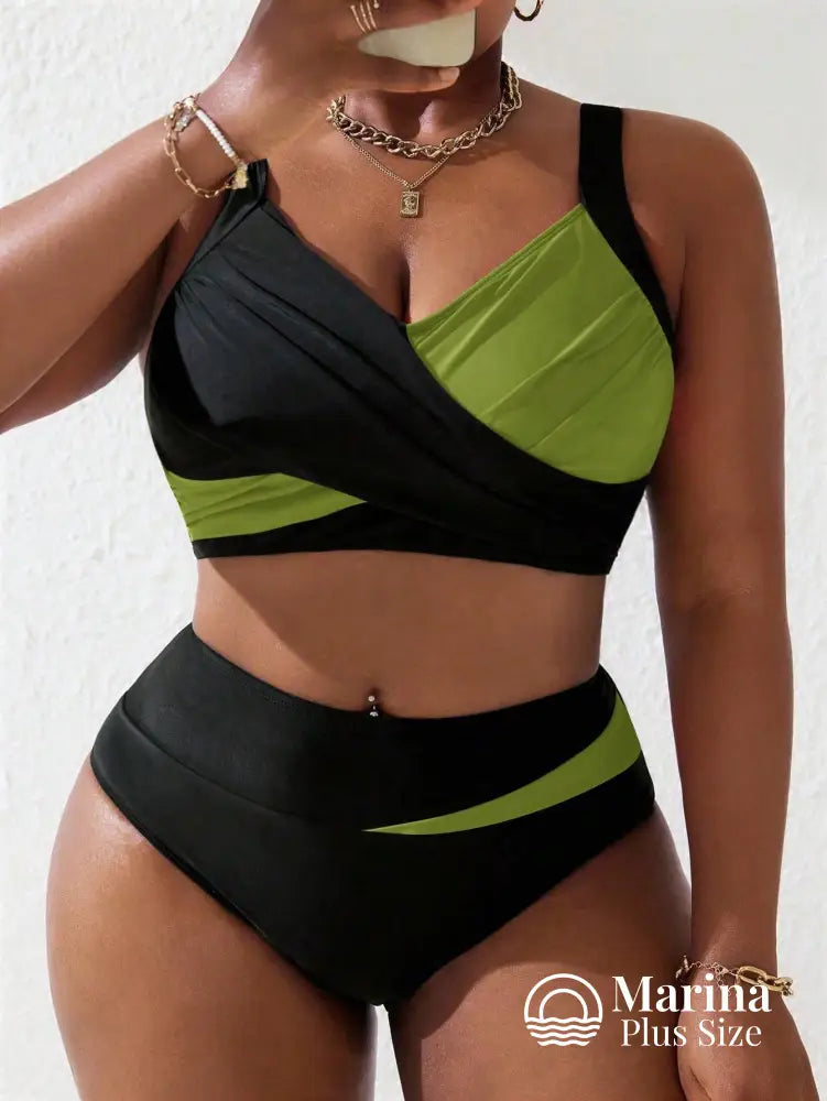 Biquíni Cropped Cintura Alta Recortes Geométricos Plus Size Verde / G Biquíni Cropped Cintura Alta Recortes Geométricos