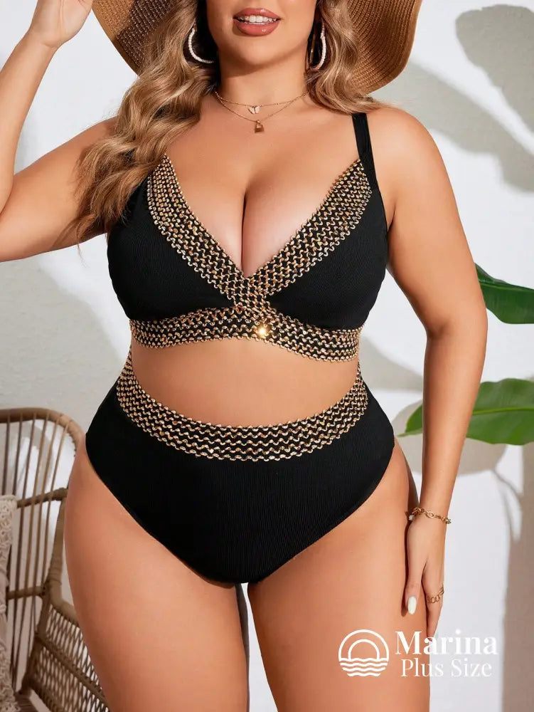 Biquíni Decote V Faixa Trançada Cintura Alta Plus Size Biquíni Decote V Faixa Trançada Cintura Alta Plus Size