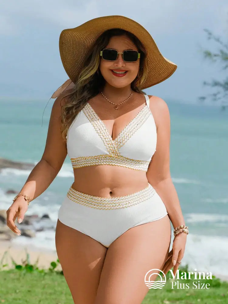 Biquíni Decote V Faixa Trançada Cintura Alta Plus Size Biquíni Decote V Faixa Trançada Cintura Alta Plus Size