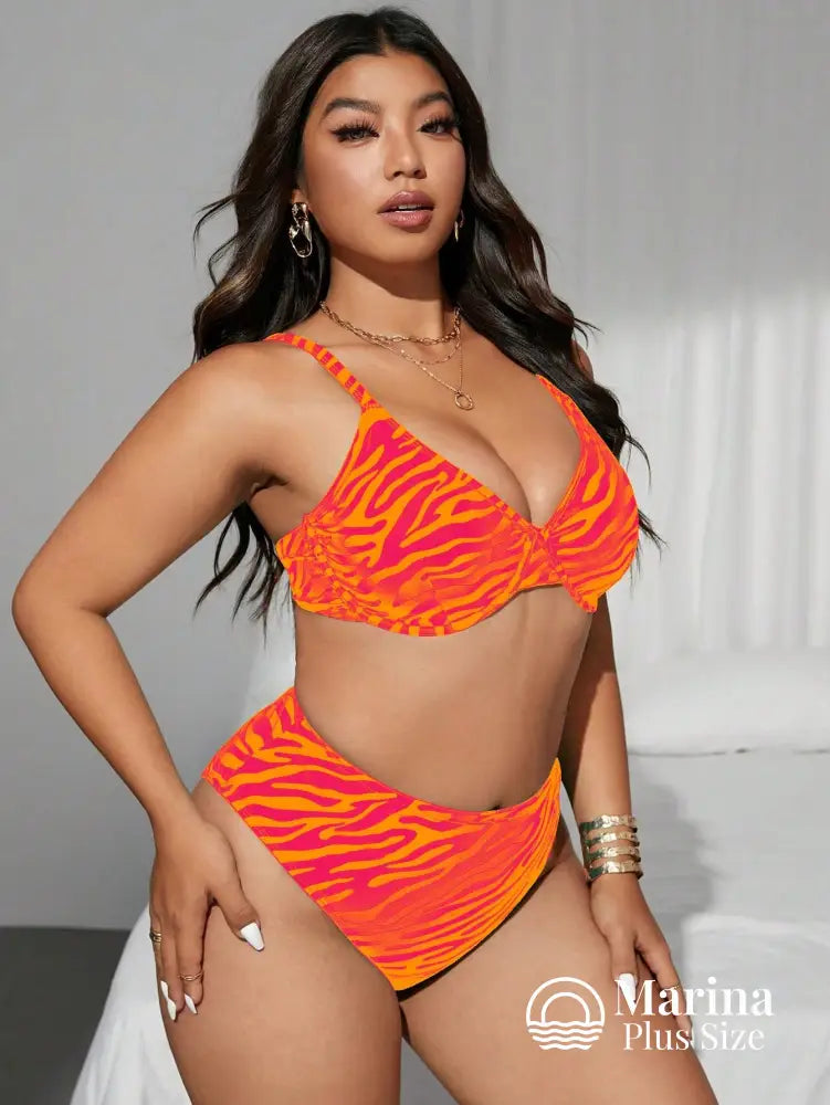 Biquíni Estampa Animal Print Cintura Alta Plus Size Biquíni Estampa Animal Print Cintura Alta Plus Size