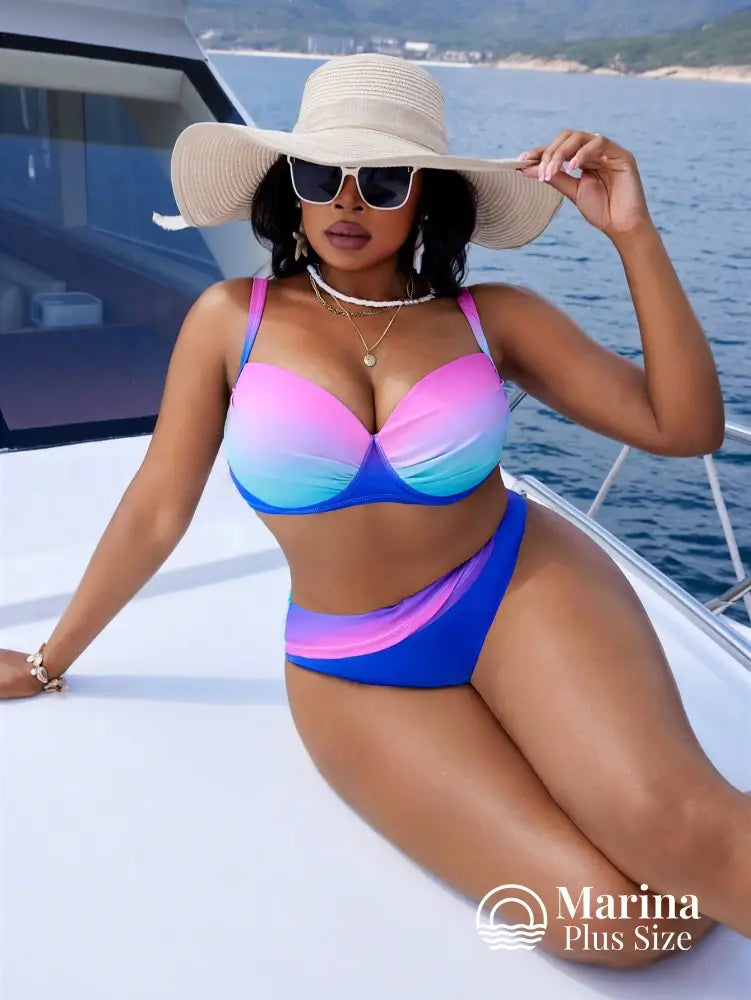 Biquíni Meia Taça Cintura Alta Degradê Plus Size Biquíni Meia Taça Cintura Alta Degradê Plus Size