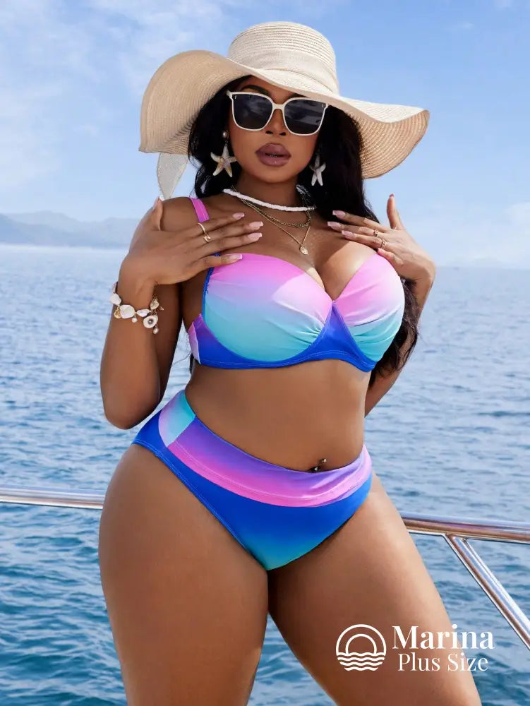 Biquíni Meia Taça Cintura Alta Degradê Plus Size Biquíni Meia Taça Cintura Alta Degradê Plus Size