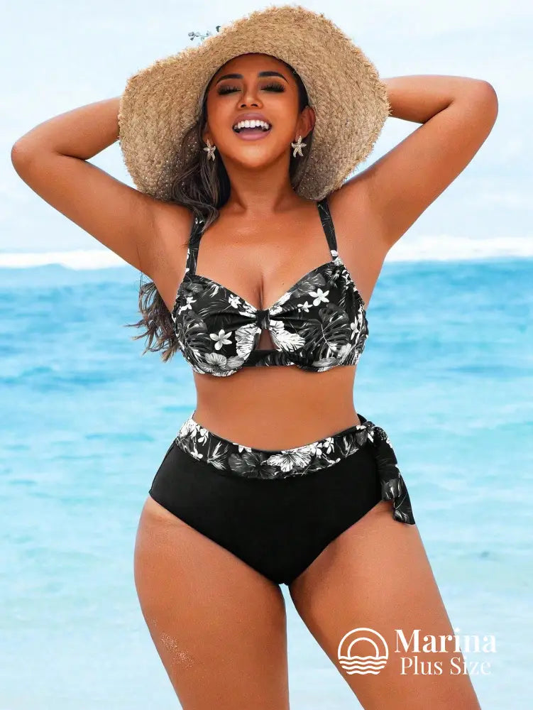 Biquíni Meia Taça Estampa Tropical Cintura Alta Plus Size Biquíni Meia Taça Estampa Tropical Cintura Alta Plus Size