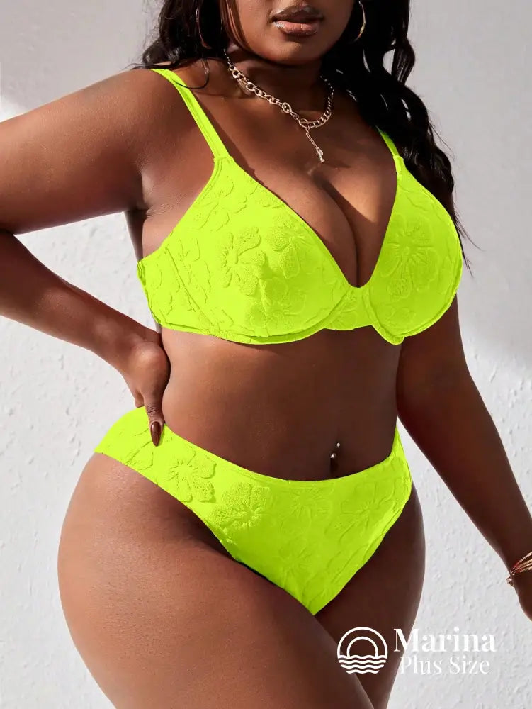 Biquíni Meia Taça Texturizado Floral Plus Size Biquíni Meia Taça Texturizado Floral Plus Size