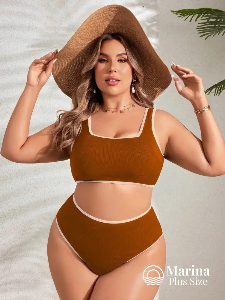 Biquíni Reto Canelado Borda Contrastante Plus Size Biquíni Reto Canelado Borda Contrastante Plus Size