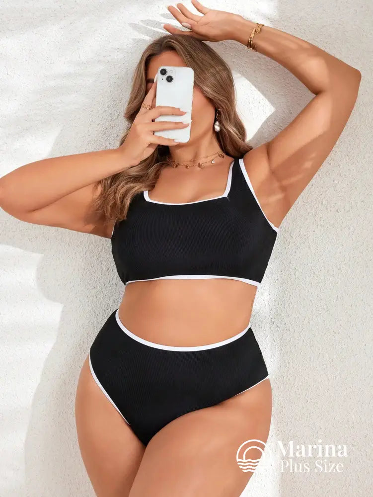 Biquíni Reto Canelado Borda Contrastante Plus Size Biquíni Reto Canelado Borda Contrastante Plus Size
