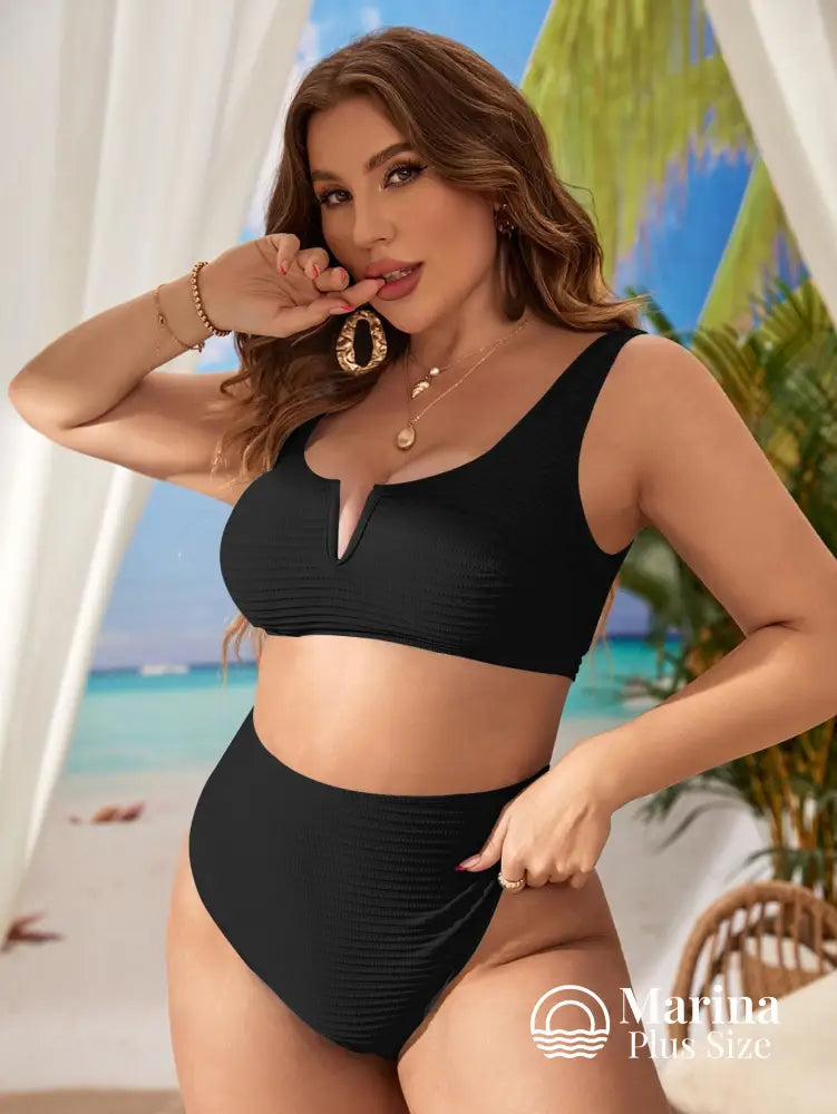 Biquíni Texturizado Decote V Cintura Alta Plus Size Biquíni Texturizado Decote V Cintura Alta Plus Size