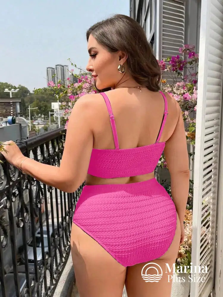 Biquíni Texturizado Top Reto Cintura Alta Plus Size Biquíni Texturizado Top Reto Cintura Alta Plus Size