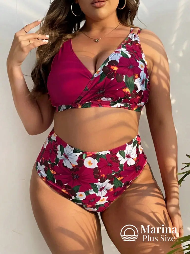 Biquíni Transpassado Estampa Floral Cintura Alta Plus Size Biquíni Transpassado Estampa Floral Cintura Alta Plus Size
