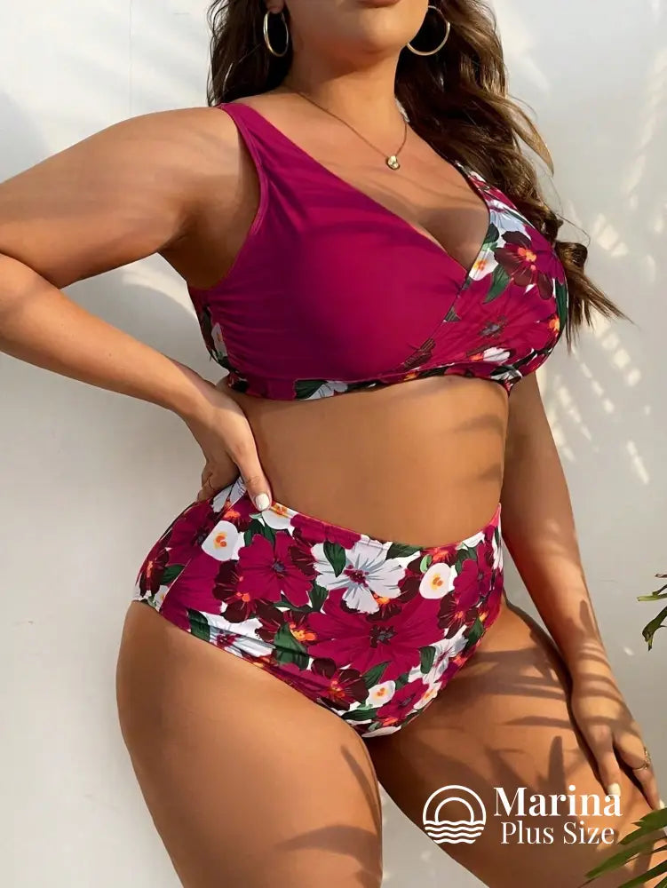Biquíni Transpassado Estampa Floral Cintura Alta Plus Size Biquíni Transpassado Estampa Floral Cintura Alta Plus Size