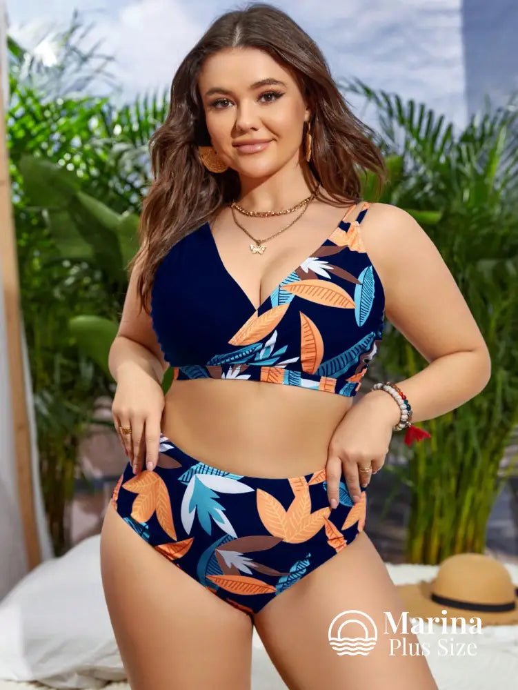 Biquíni Transpassado Estampa Tropical Cintura Alta Plus Size Biquíni Transpassado Estampa Tropical Cintura Alta Plus
