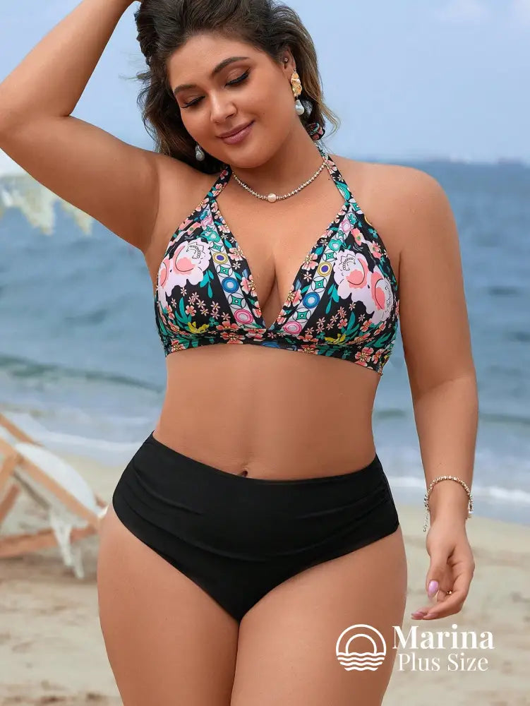 Biquíni Triângulo Floral Cintura Alta Drapeada Plus Size Biquíni Triângulo Floral Cintura Alta Drapeada Plus Size