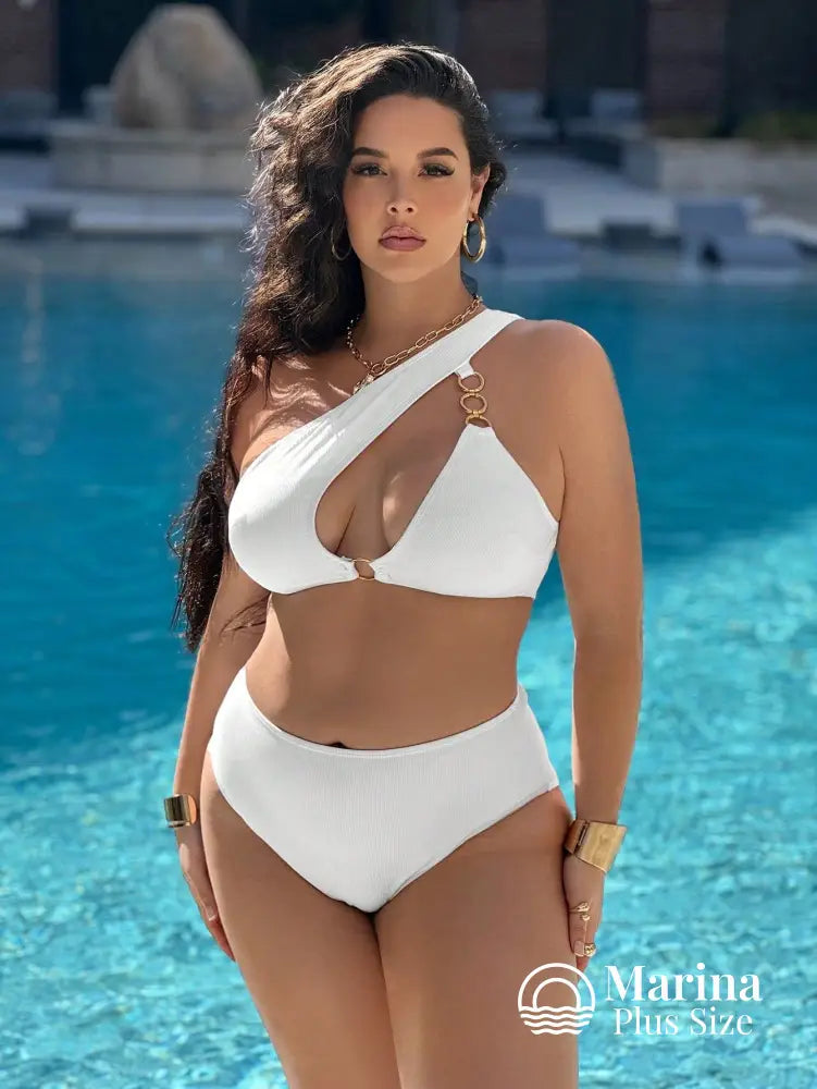 Biquíni Um Ombro Só Com Argolas Plus Size Biquíni Um Ombro Só Com Argolas Plus Size