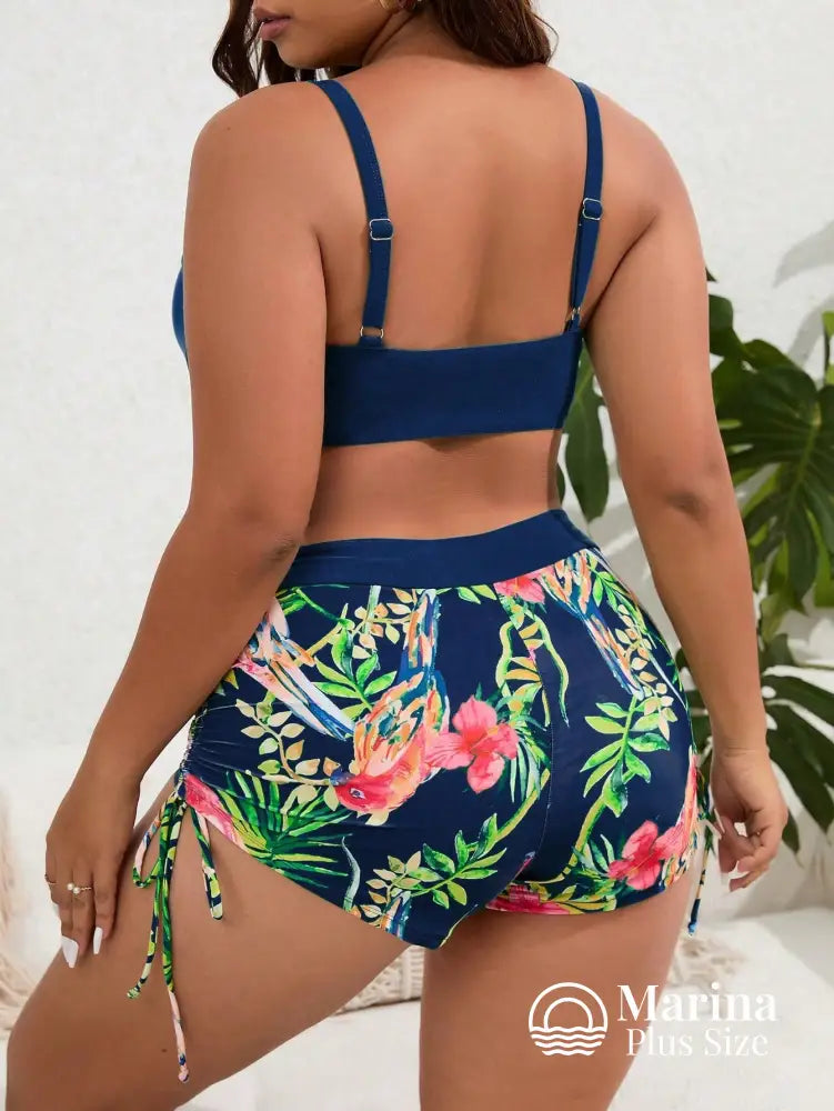Conjunto Biquíni Estampa Tropical Top Estruturado Plus Size Conjunto Biquíni Estampa Tropical Top Estruturado Plus Size