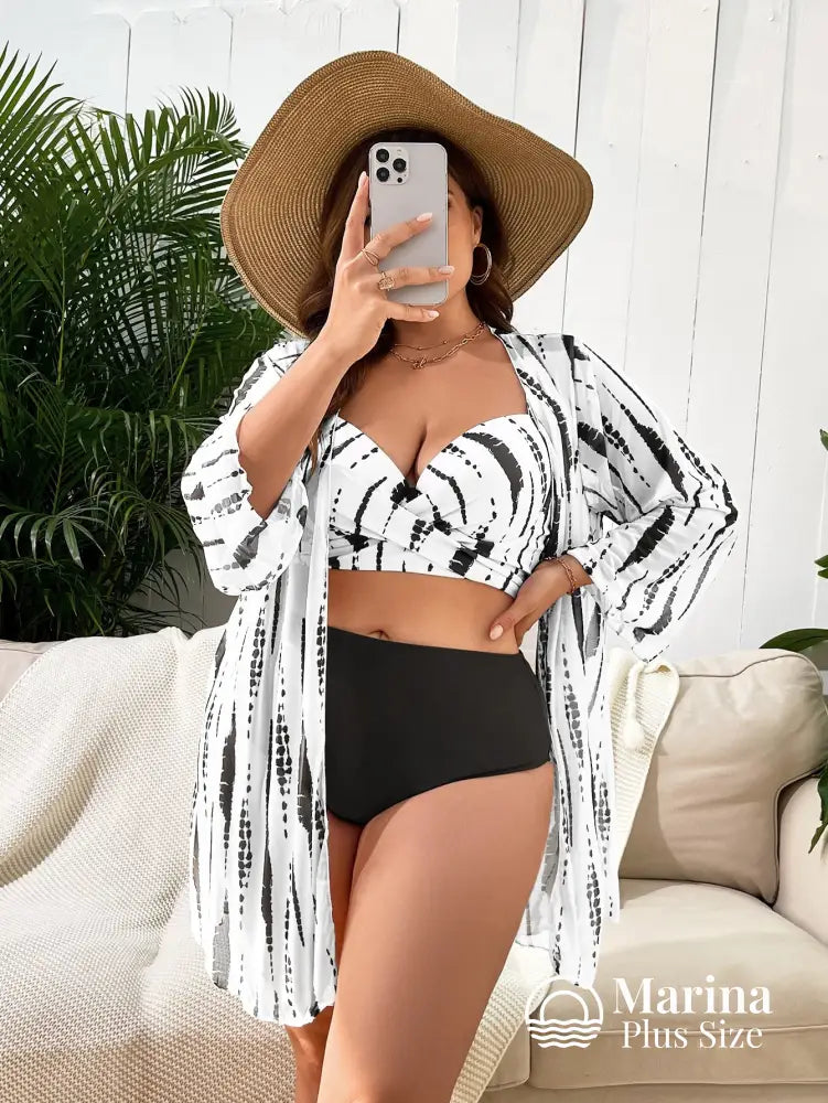 Conjunto Biquíni Saída Estampa Abstrata Top Transpassado Plus Size Preto / G Conjunto Biquíni Saída Estampa Tropical