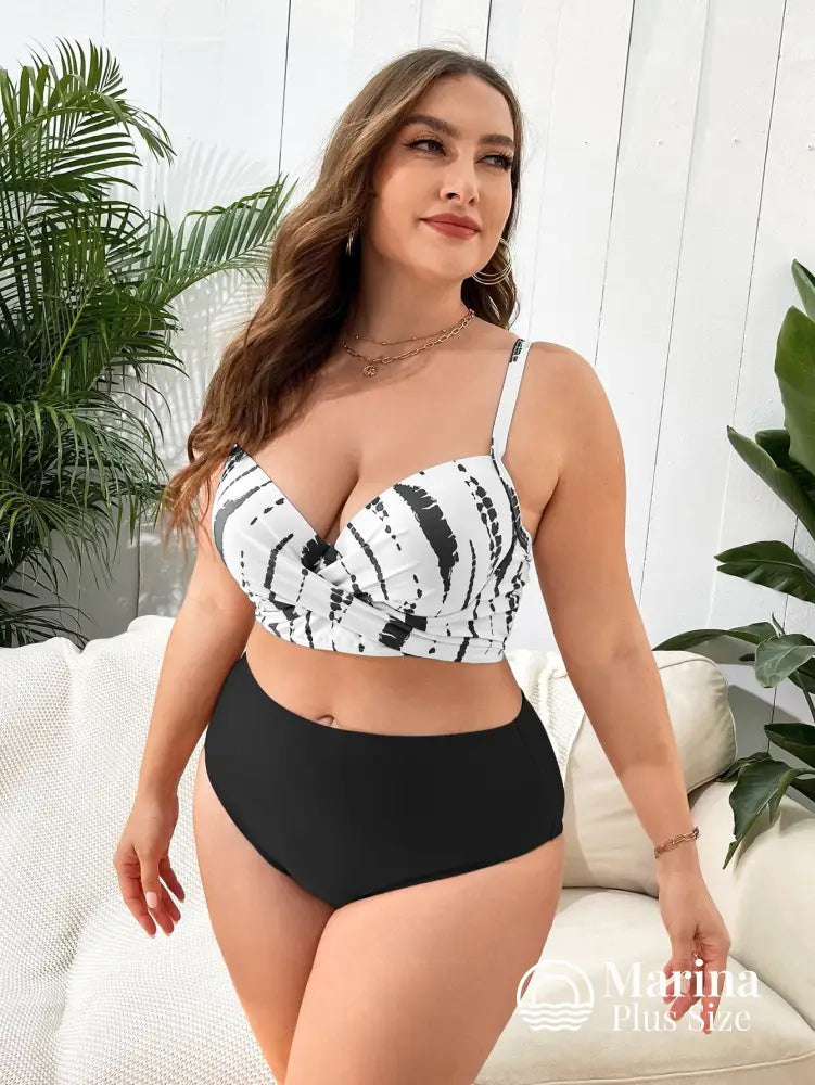 Conjunto Biquíni Saída Estampa Abstrata Top Transpassado Plus Size Conjunto Biquíni Saída Estampa Tropical Top