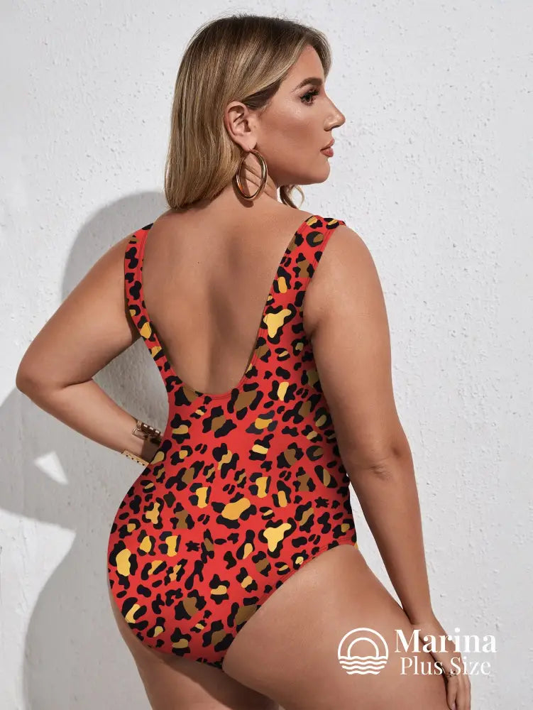 Maiô Animal Print Recorte Frontal Amarração Plus Size Maiô Animal Print Recorte Frontal Amarração Plus Size