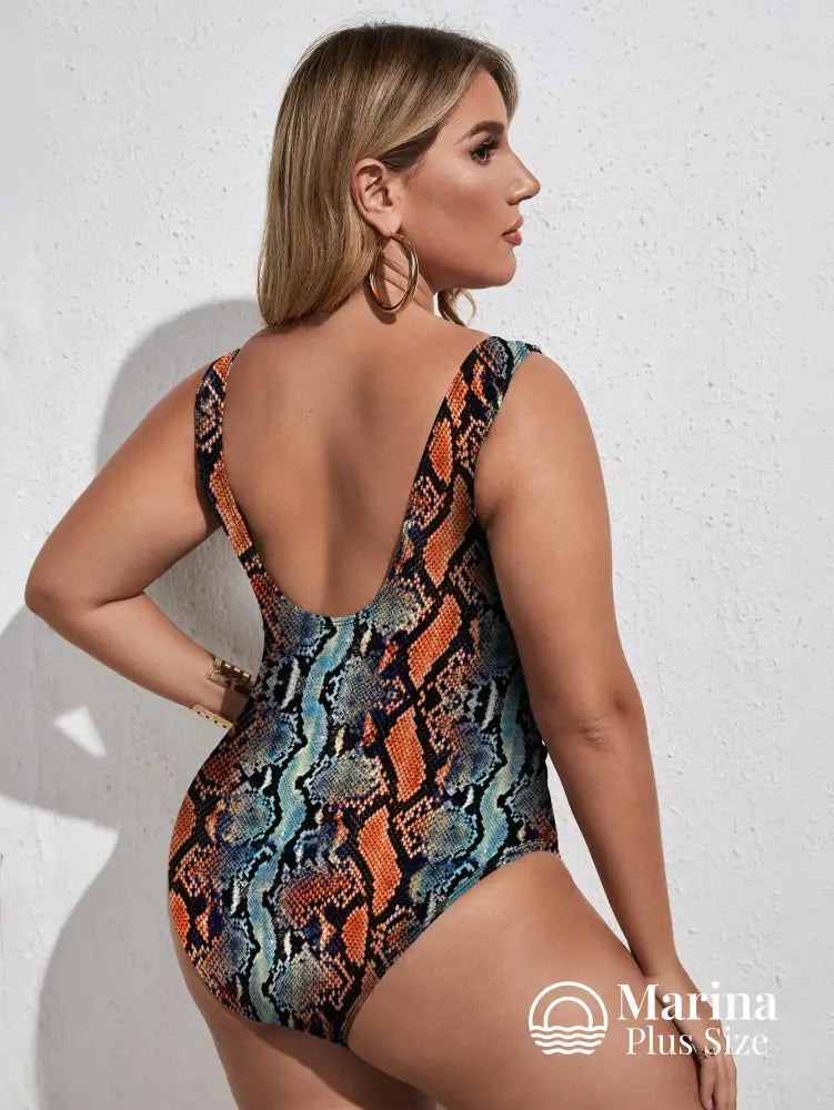 Maiô Animal Print Recorte Frontal Amarração Plus Size Maiô Animal Print Recorte Frontal Amarração Plus Size