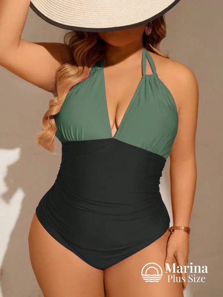 Maiô Bicolor Decote Profundo Efeito Modelador Plus Size Maiô Bicolor Decote Profundo Efeito Modelador Plus Size