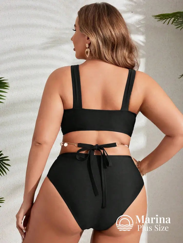 Maiô Decote Profundo Recortes E Amarração Plus Size Maiô Decote Profundo Recortes E Amarração Plus Size