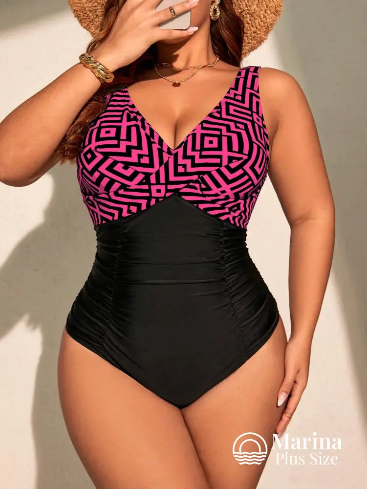 Maiô Decote V Estampa Geométrica Efeito Modelador Plus Size Rosa Choque / G Maiô Decote V Estampa Geométrica Efeito