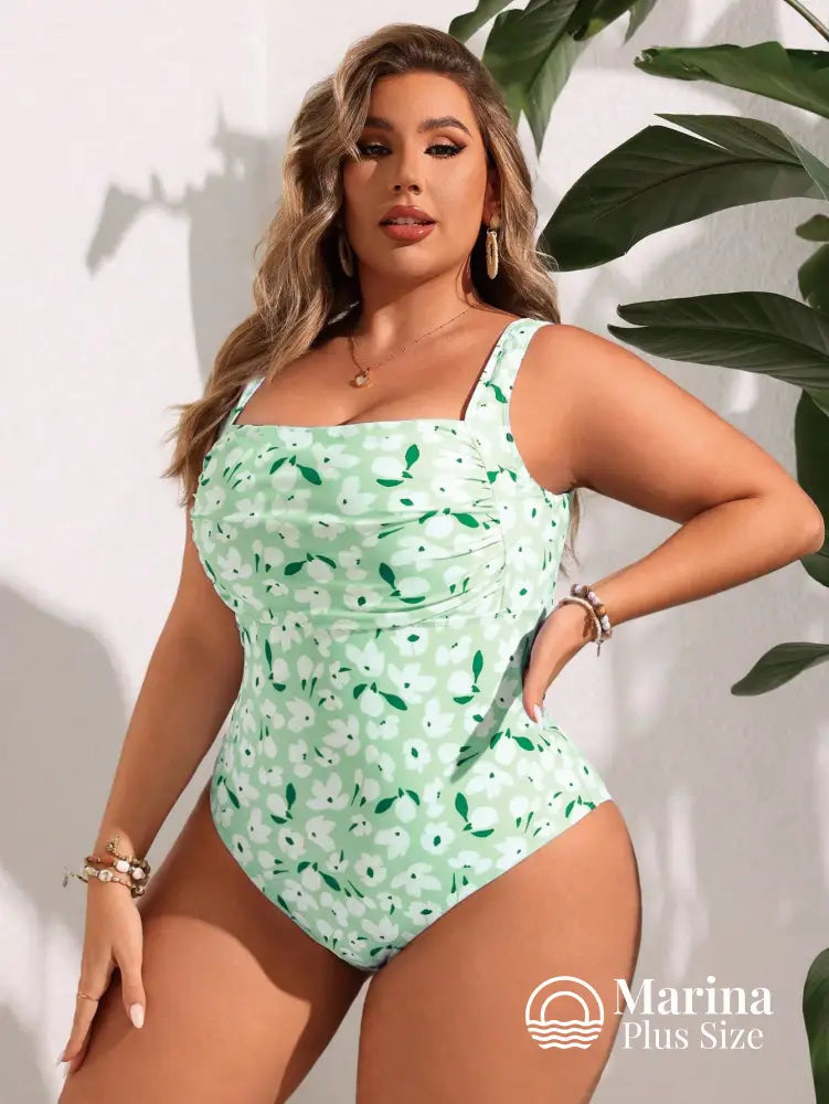 Maiô Floral Drapeado Lateral Alça Larga Plus Size Maiô Floral Drapeado Lateral Alça Larga Plus Size