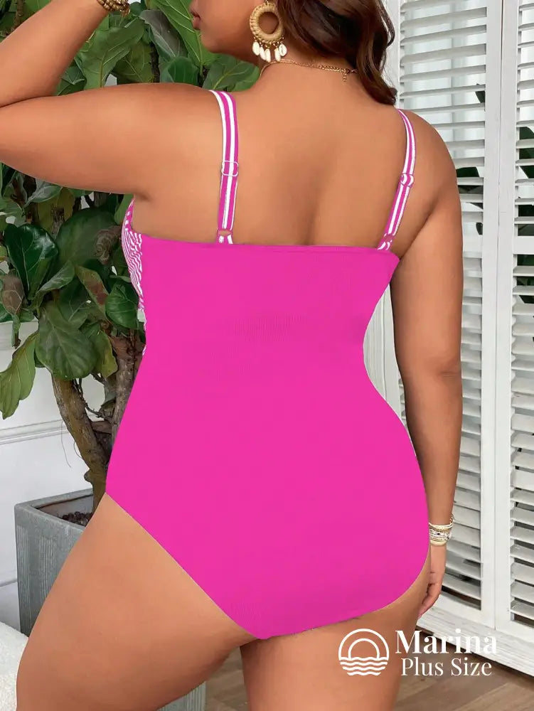 Maiô Listrado Transpassado Bojo Estruturado Plus Size Maiô Listrado Transpassado Bojo Estruturado Plus Size