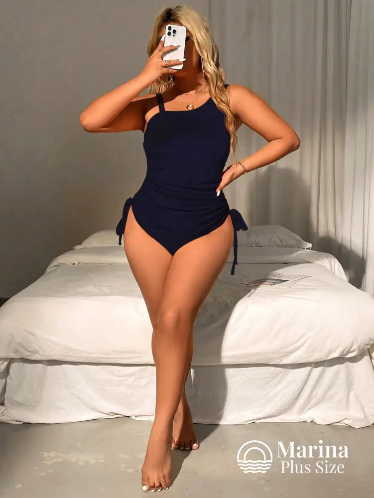 Maiô Ombro Único Tiras Duplas E Ajuste Lateral Plus Size Maiô Ombro Único Tiras Duplas E Ajuste Lateral Plus Size