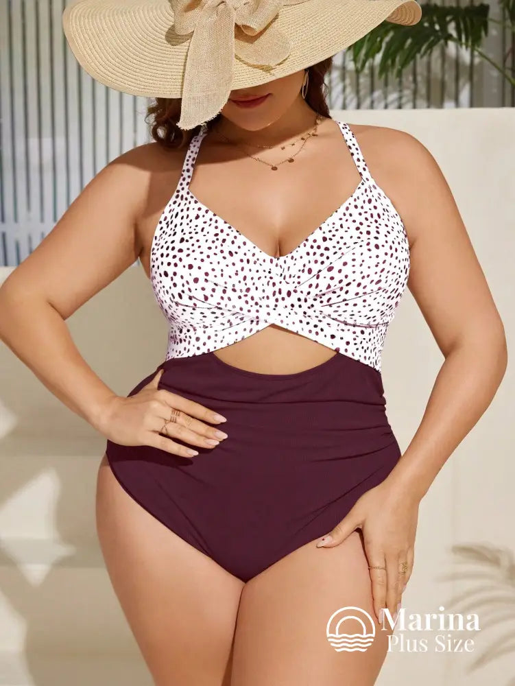Maiô Poá Recorte Frontal Alças Cruzadas Plus Size Maiô Poá Recorte Frontal Alças Cruzadas Plus Size