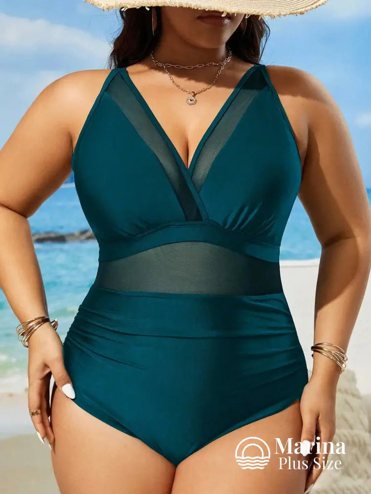 Maiô Tule Translúcido Decote Profundo Plus Size Maiô Tule Translúcido Decote Profundo Plus Size
