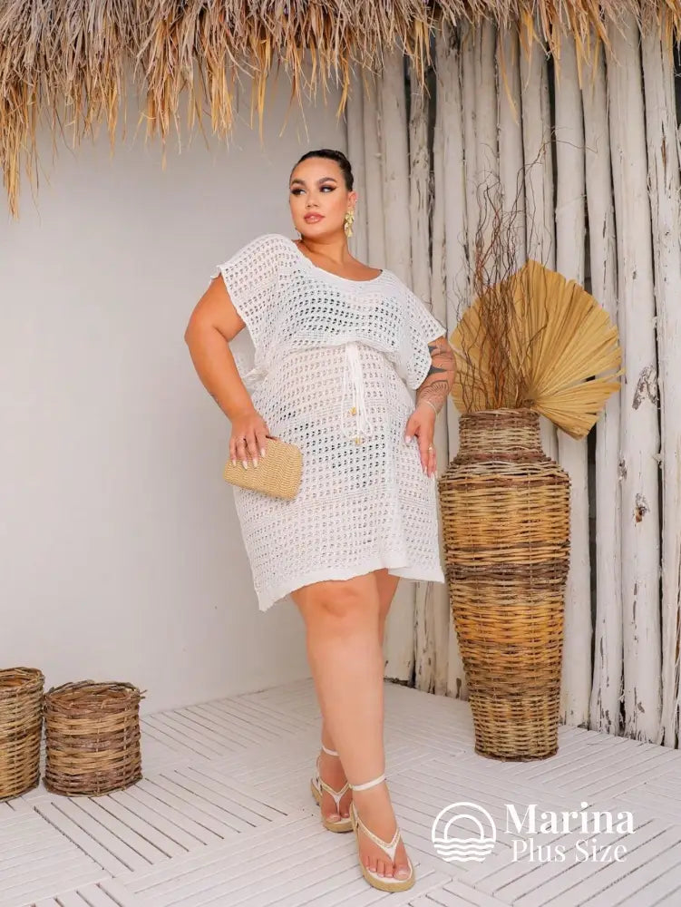 Saída De Praia Curta Crochê Caimento Leve Plus Size Saída De Praia Curta Crochê Caimento Leve Plus Size