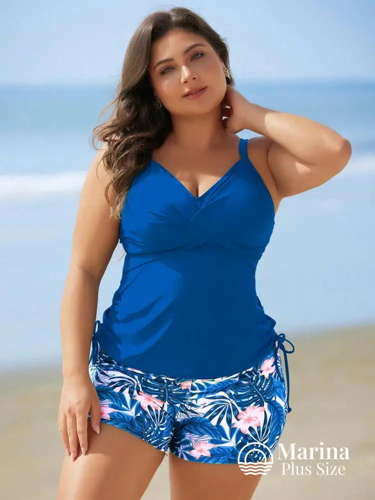 Tankini Esportivo Estilo Surf Estampa Tropical Plus Size Tankini Esportivo Estilo Surf Estampa Tropical Plus Size