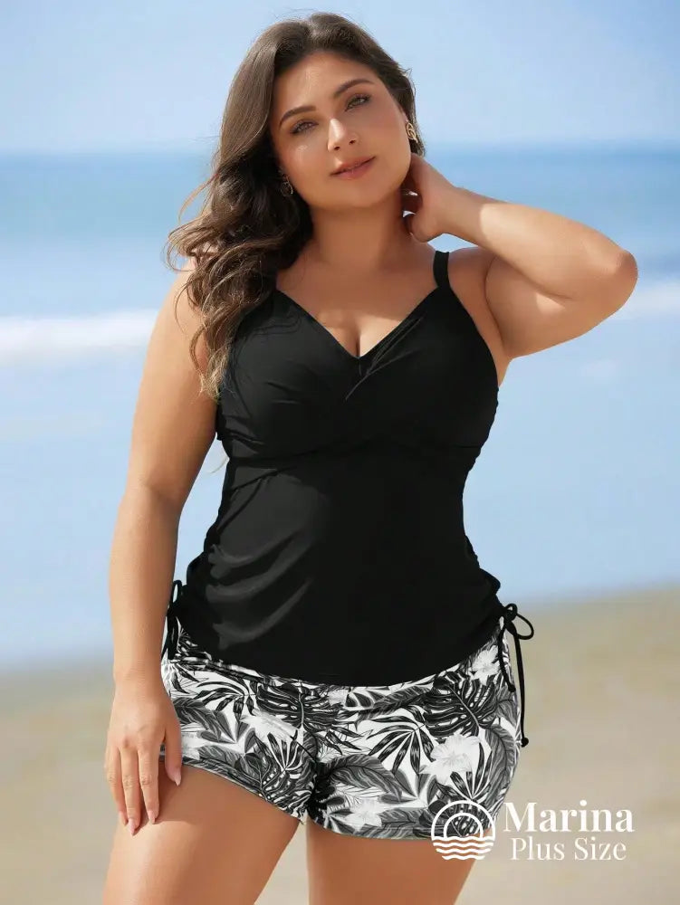 Tankini Esportivo Estilo Surf Estampa Tropical Plus Size Tankini Esportivo Estilo Surf Estampa Tropical Plus Size