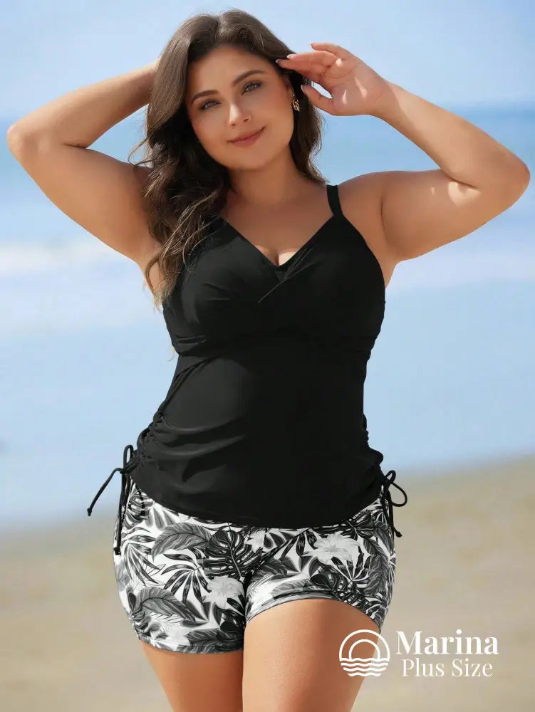 Tankini Esportivo Estilo Surf Estampa Tropical Plus Size Tankini Esportivo Estilo Surf Estampa Tropical Plus Size