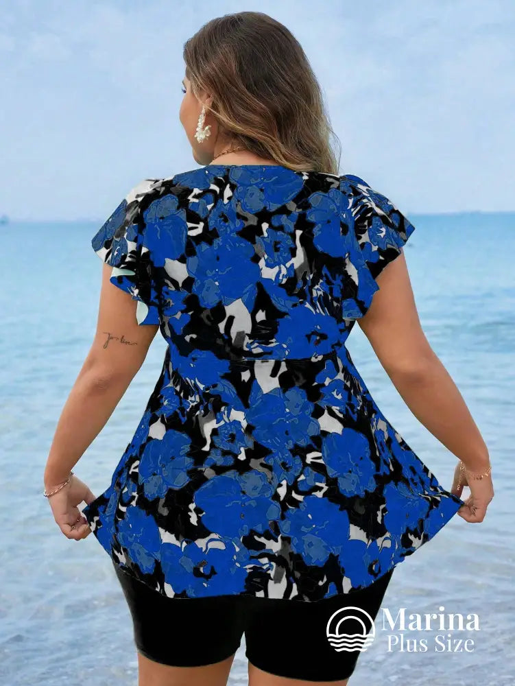 Tankini Floral Manga Curta E Short Confortável Plus Size Tankini Floral Manga Curta E Short Confortável Plus Size