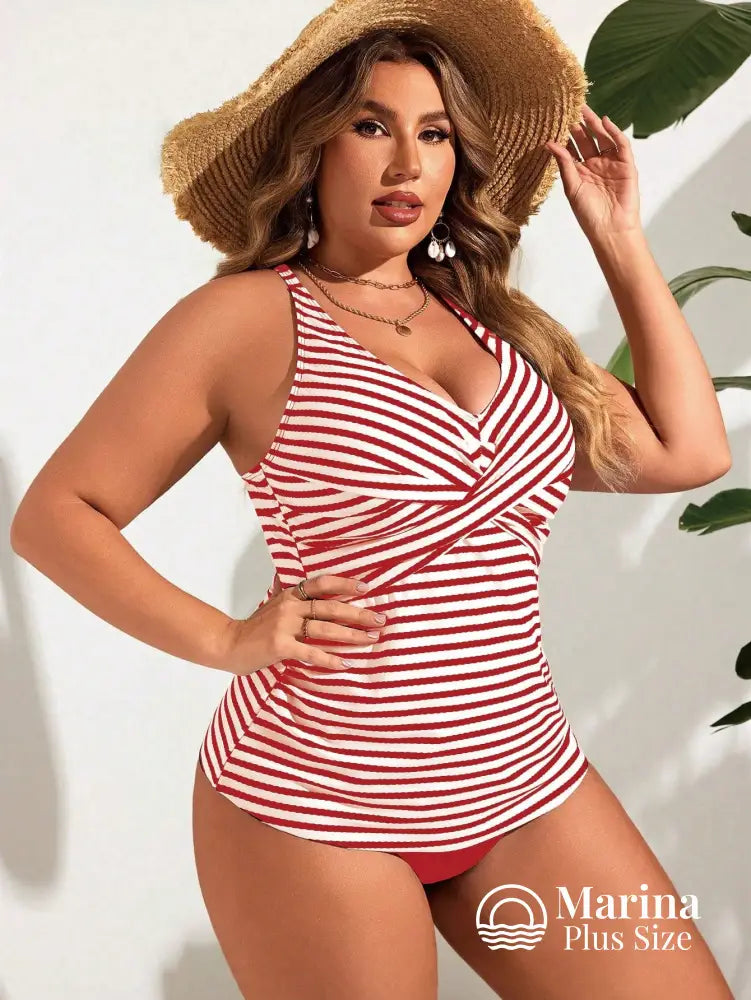 Tankini Listrado Decote Cruzado Moderno Plus Size Tankini Listrado Decote Cruzado Moderno Plus Size