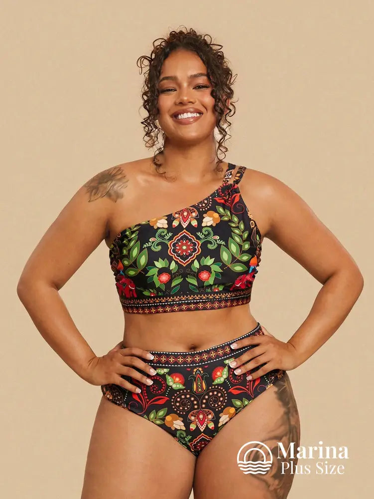 Biquíni Assimétrico Estampa Étnica Floral Plus Size Preto / G Biquíni Assimétrico Estampa Étnica Floral Plus Size