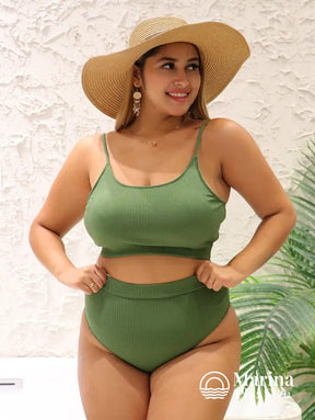 Biquíni Básico Cintura Alta Alças Finas Plus Size Biquíni Básico Cintura Alta Alças Finas Plus Size