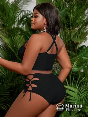 Biquíni Com Recortes E Amarração Frontal Plus Size Biquíni Com Recortes E Amarração Frontal Plus Size