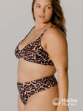 Biquíni Meia Taça Cintura Alta Animal Print Plus Size Biquíni Meia Taça Cintura Alta Animal Print Plus Size