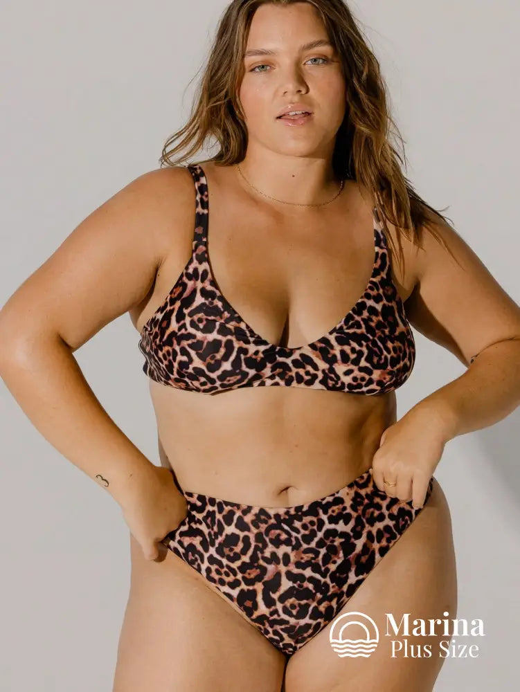 Biquíni Meia Taça Cintura Alta Animal Print Plus Size Castanho / G Biquíni Meia Taça Cintura Alta Animal Print Plus Size