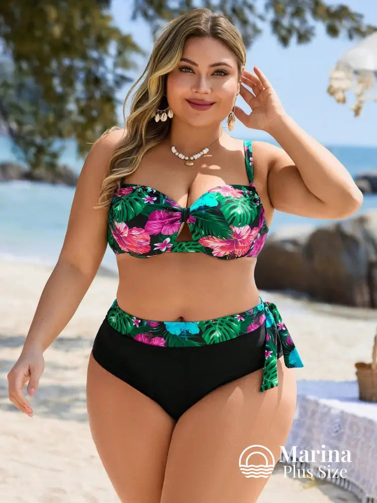 Biquíni Meia Taça Estampa Tropical Cintura Alta Plus Size Preto / G Biquíni Meia Taça Estampa Tropical Cintura Alta