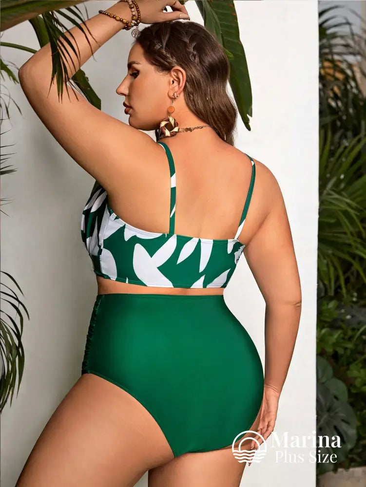 Biquíni Reto Estampa Tropical Cintura Alta Plus Size Biquíni Reto Estampa Tropical Cintura Alta Plus Size