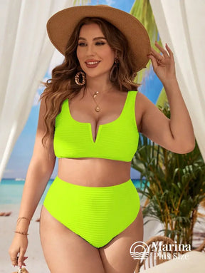 Biquíni Texturizado Decote V Cintura Alta Plus Size Biquíni Texturizado Decote V Cintura Alta Plus Size