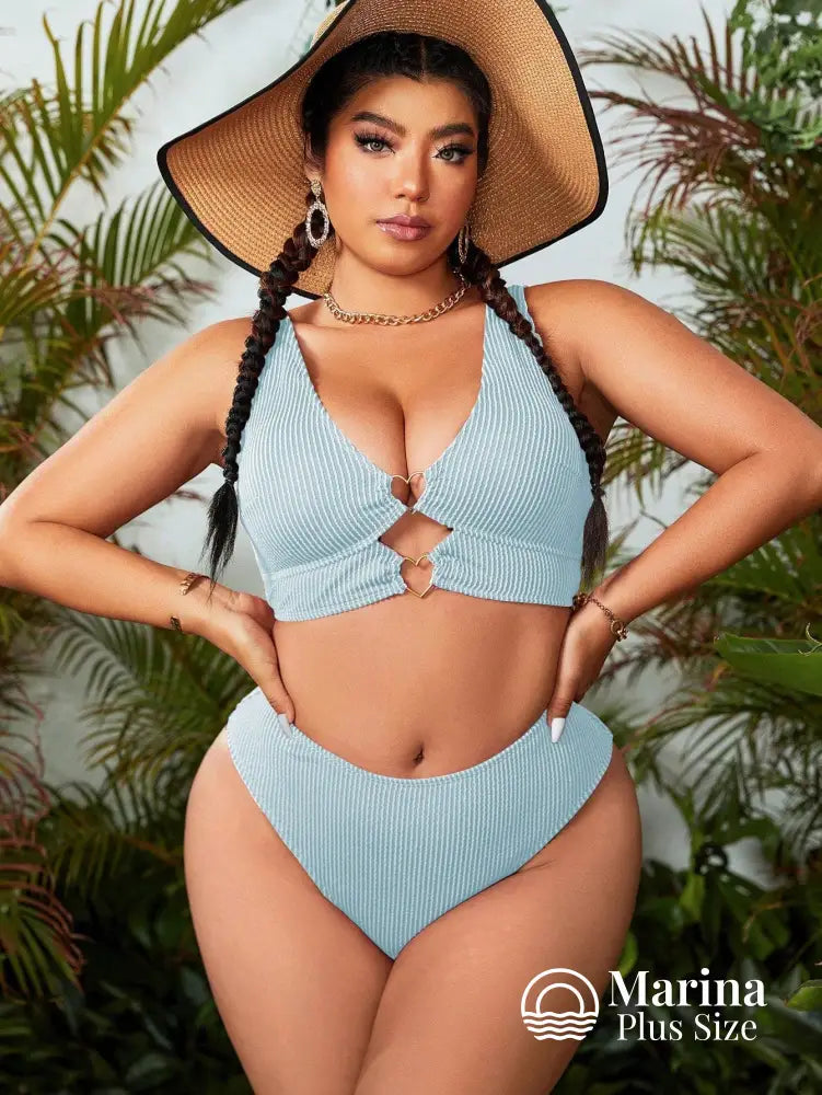Biquíni Texturizado Recorte Detalhe Argolas Plus Size Biquíni Texturizado Recorte Detalhe Argolas Plus Size