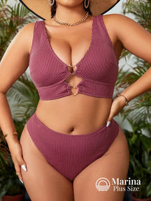 Biquíni Texturizado Recorte Detalhe Argolas Plus Size Vinho / G Biquíni Texturizado Recorte Detalhe Argolas Plus Size