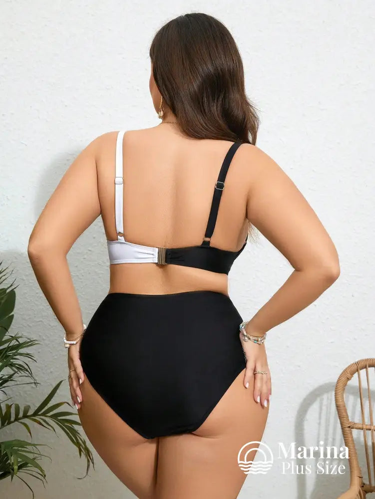 Biquíni Transpassado Bicolor Cintura Alta Plus Size Biquíni Transpassado Bicolor Cintura Alta Plus Size