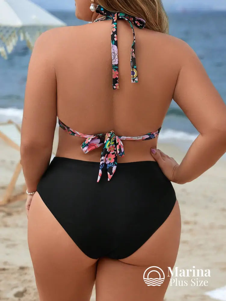 Biquíni Triângulo Floral Cintura Alta Drapeada Plus Size Biquíni Triângulo Floral Cintura Alta Drapeada Plus Size