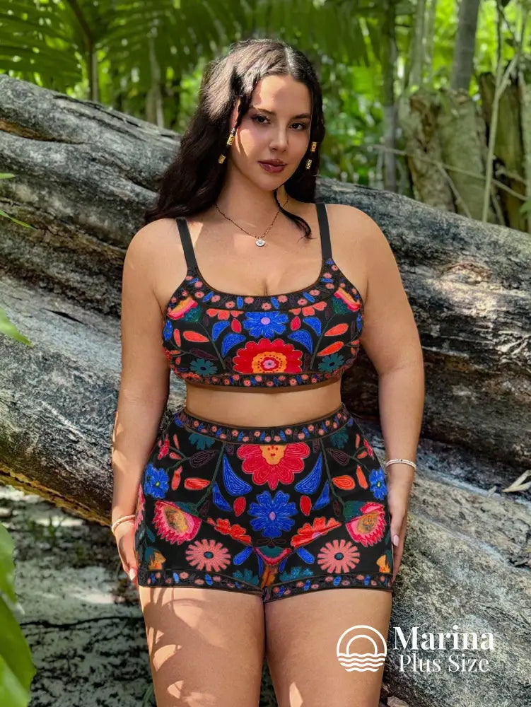 Conjunto Praia Estampa Floral Com Kimono Leve Plus Size Conjunto Praia Estampa Floral Com Kimono Leve Plus Size